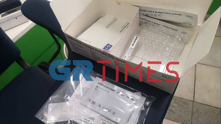 Θεσσαλονίκη: Περίπου στο 50% η ζήτηση των self tests από τους μαθητές